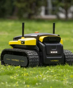 Yarbo pameten modularni robot za vzdrževanje vrta, dvorišča in velikih površin. Kosilnica, snežna freza in pihalnik v eni napravi. Avtonomno do 25.000 ㎡.