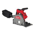 Milwaukee FUEL M18 FPS55 akumulatorska potopna krožna žaga s PACKOUT XL kovčkom je združljiva s sesalnim sistemom DEK26